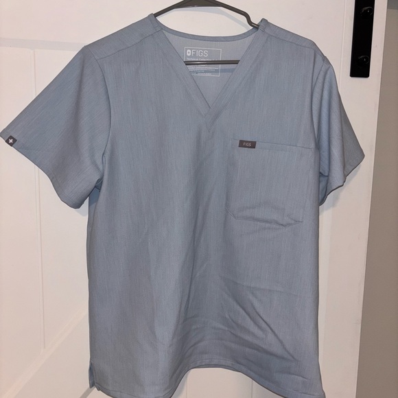 Figs Tops - Figs Women's Light Blue V-Neck Short Sleeve Scrub Top